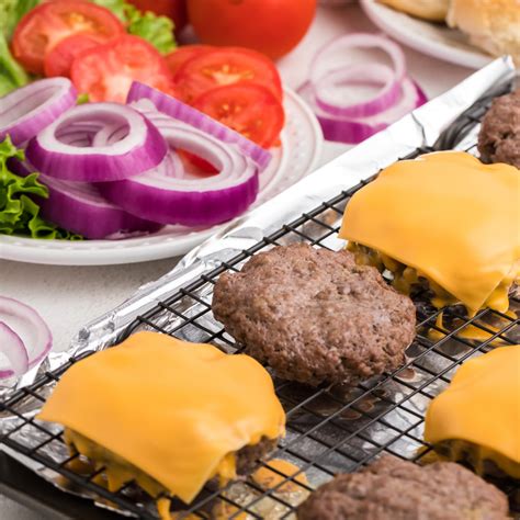 cooking 1/3 pound burgers on stove